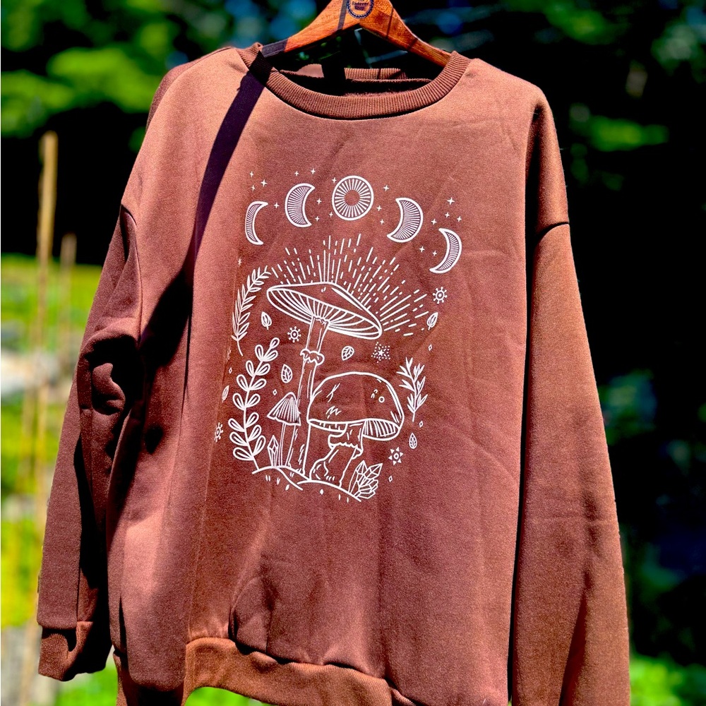 Magic mushroom sweatshirt